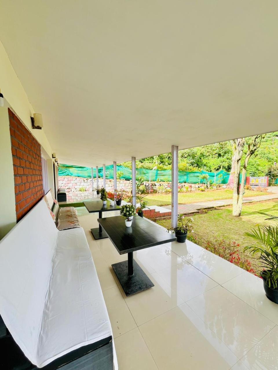 Nilgiris Inn Kotagiri Exterior photo